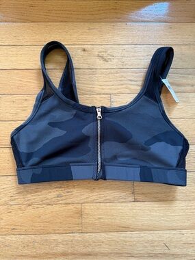 NWT Aerie Front -Zip Camo Sports Bra in Dark Gray & Black size M